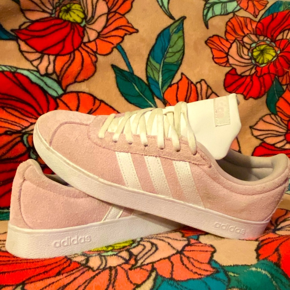 Women’s pink Adidas Size 8